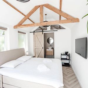 Studio met een King Size Bed